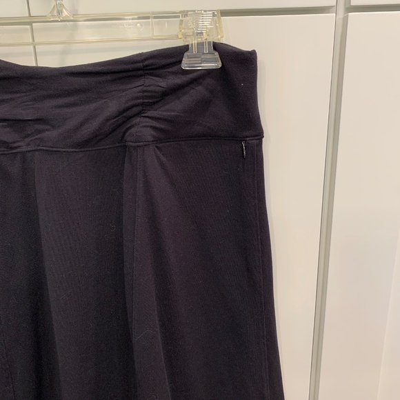 Athleta Black Skirt M - Picture 2 of 4